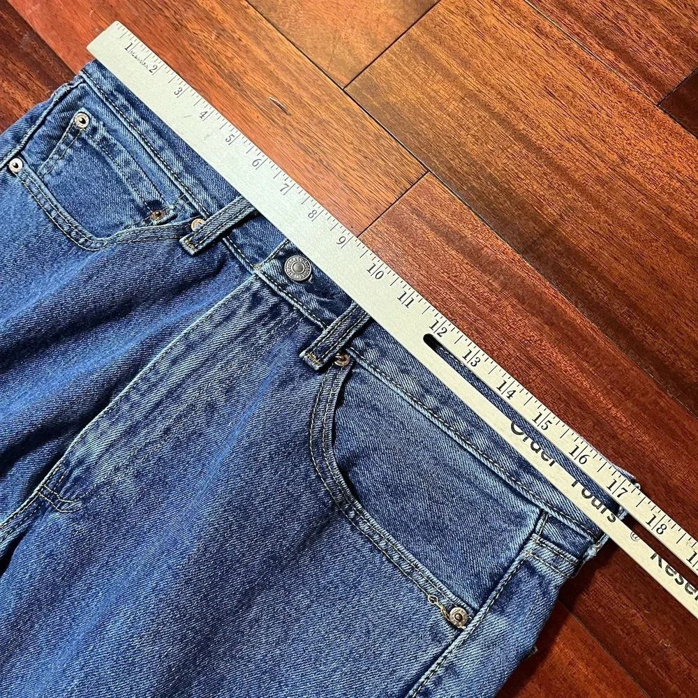 Levis Jeans Mens 34x30 Blue Medium Wash 100% Cotton Regular Fit TRUE TO SIZE EUC